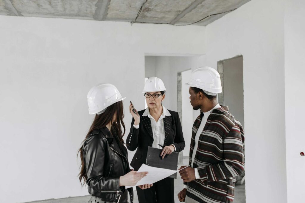 The 2026 Homeowner's Checklist for Working With General Contractors