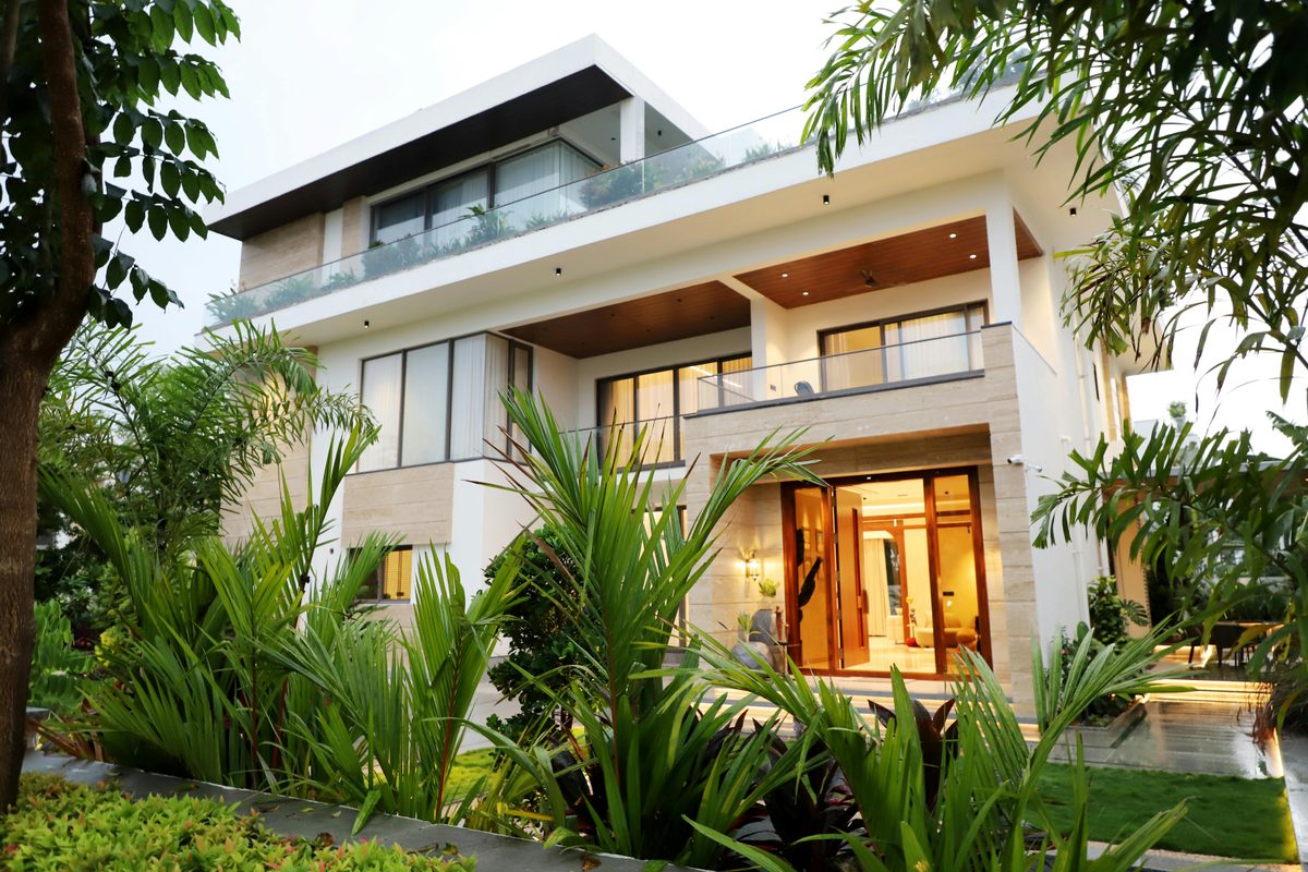 Top 5 Architectural Styles Dominating The Los Angeles Hills This Year